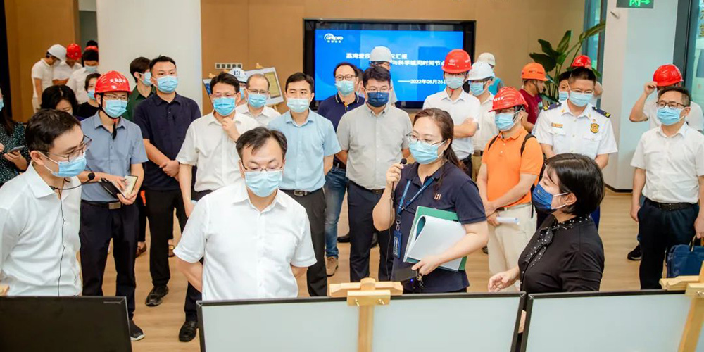 广州市荔湾区区长谭明鹤等一行调研考察广州荔湾爱莎国际教育项目